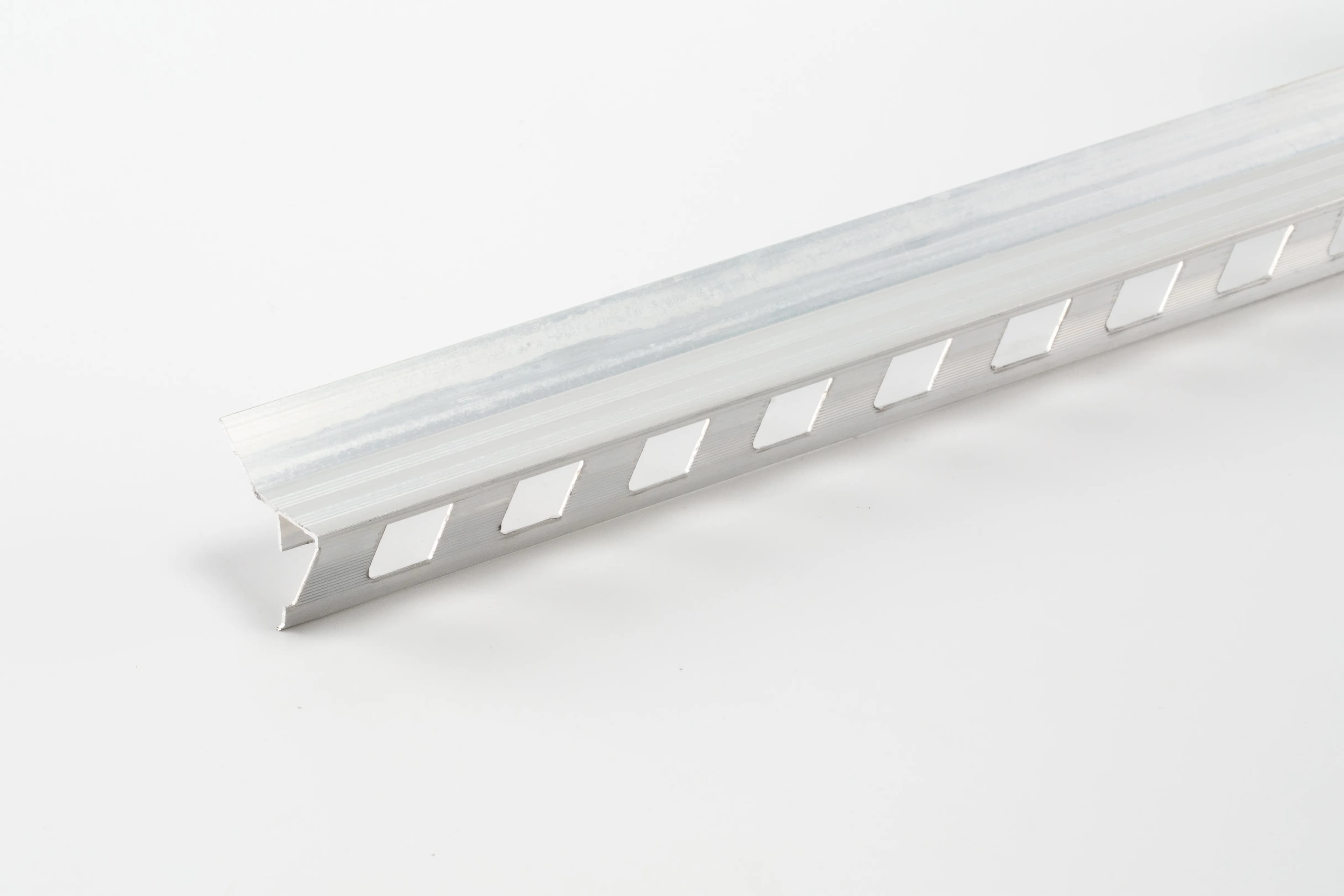Profil Picurator 12mm Argintiu Natur